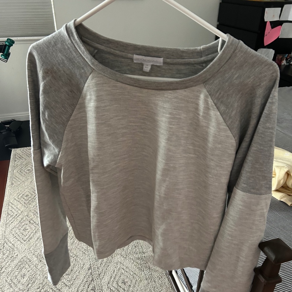 Beyond Yoga cropped sweater